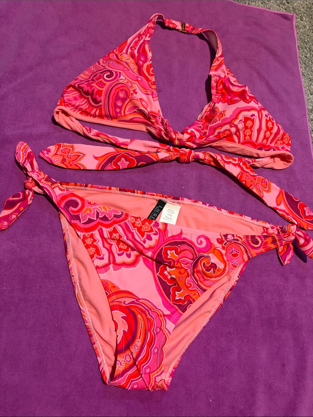 ❤️🩷 Ralph Lauren Pink and Red Paisley Print Bikini. Tie-Side and Neck. Size 12